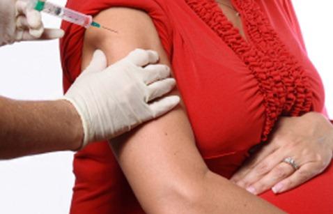 La importancia de vacunarse contra la gripe en el embarazo