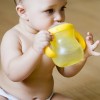 Cómo mantener hidratados a los bebés en verano