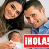Olivia Molina y Sergio Mur presentan a su hija en Hola