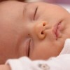 No es necesario hamacar a los bebés para que se duerman
