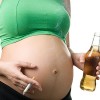Beber alcohol durante el embarazo afecta el cerebro del bebé